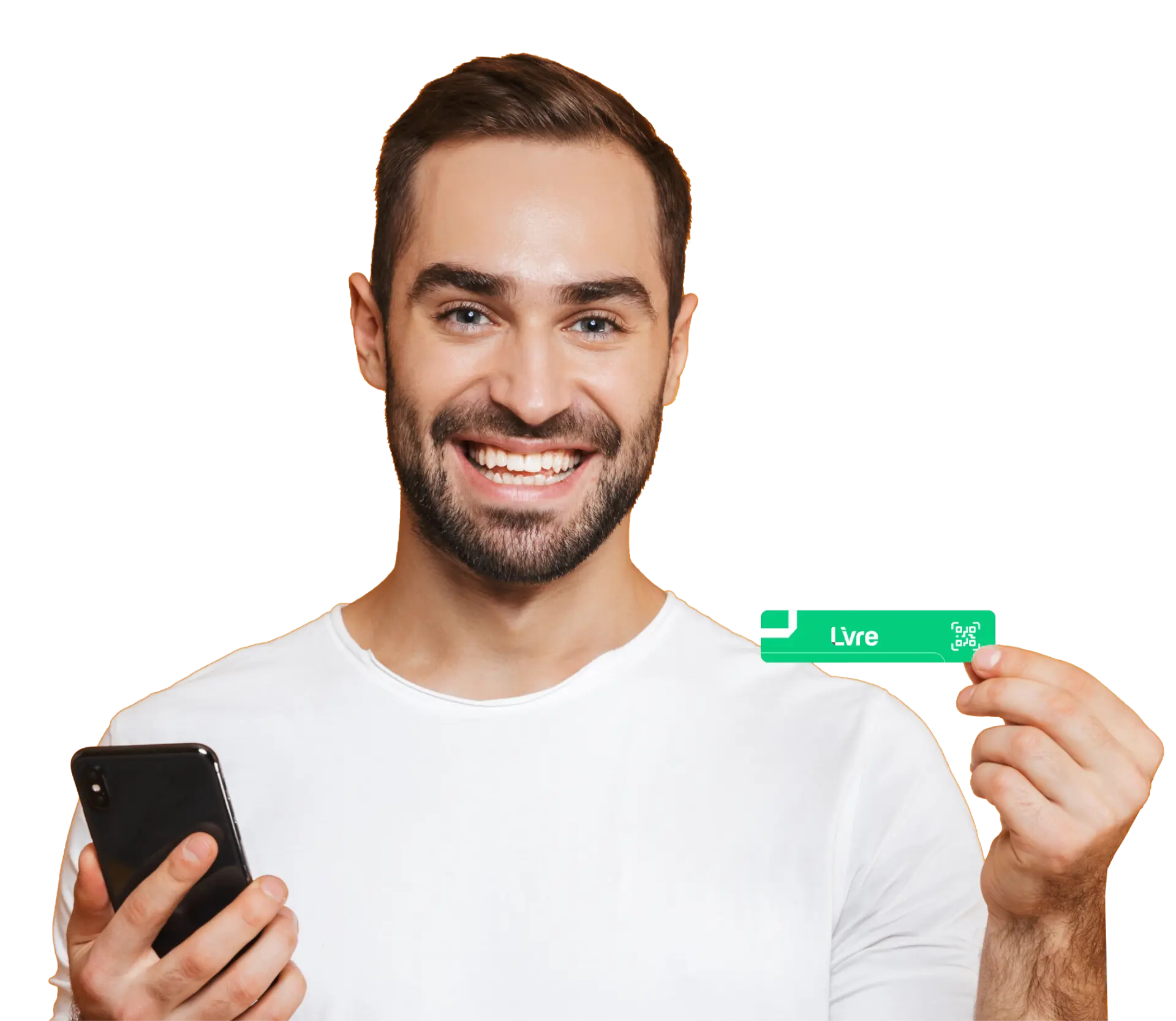 Homem segurando o celular e o adesivo Livre